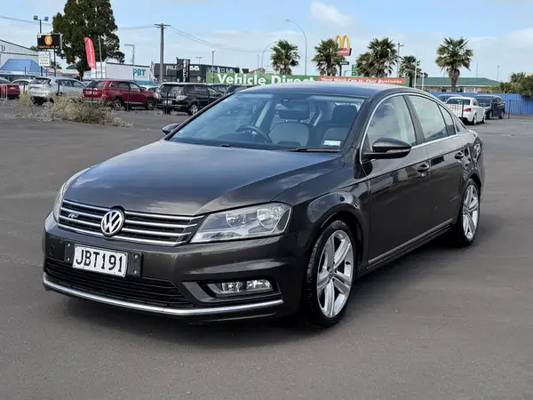 2015 Volkswagen Passat TSI 118KW RLine 1.8P Carousel 8