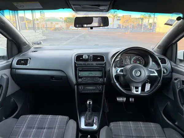 2011 Volkswagen Polo GTI Carousel 1