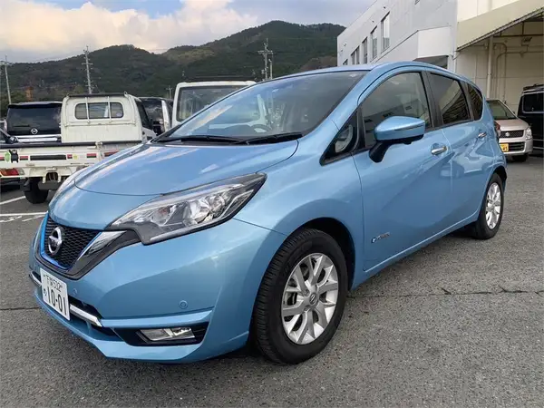 2017 Nissan Note e-Power Medalist Carousel 5