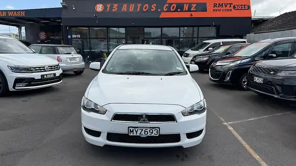 2008 Mitsubishi Galant 2 Keys Carousel 1