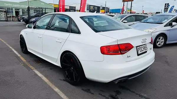 2010 Audi A4 S-Line….Low Km Carousel 6