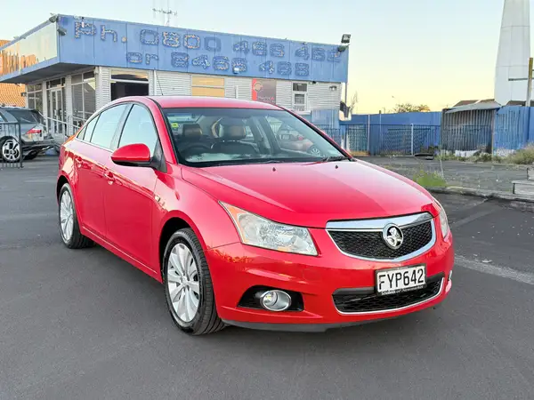 2011 Holden Cruze CDX (Top Spec) 1.8L Sedan, 1 Owner, Full History Carousel 10