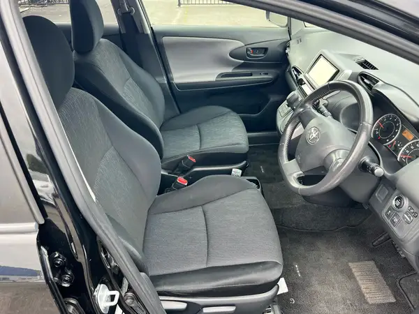 2009 Toyota Wish New Shape 7 Carousel 1