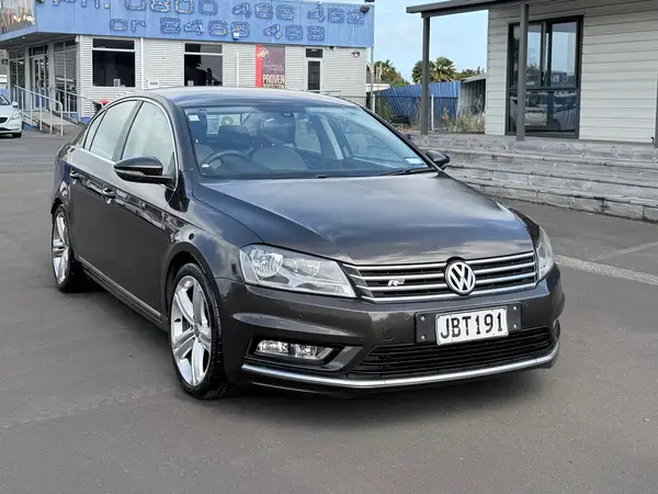 2015 Volkswagen Passat TSI 118KW RLine 1.8P