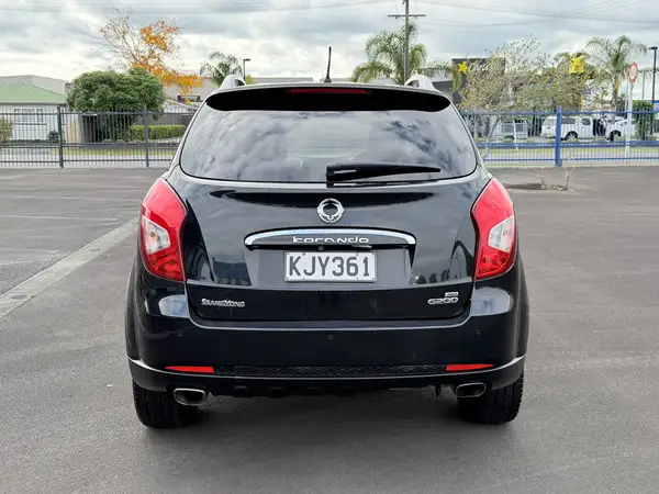 2017 Ssangyong Korando SPR 2.0P/4WD/6 Speed Carousel 5