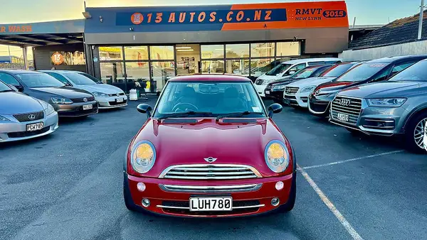 2006 Bmw Mini COOPER Carousel 8