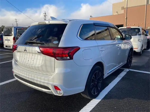 2017 Mitsubishi Outlander G Safty Package Carousel 6