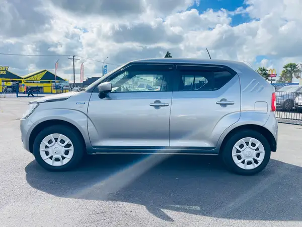 2016 Suzuki Ignis HYBRID .. LOW KMS Carousel 7
