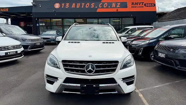 2014 Mercedes-benz Ml 350 4Matic AMG Sport Pack..Sunroof Carousel 2