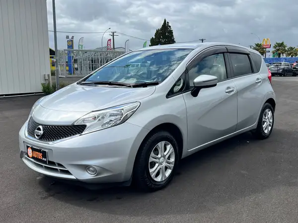 2016 Nissan Note X Carousel 8
