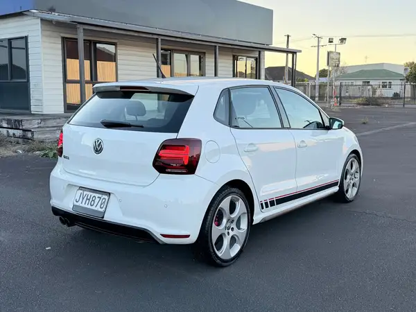 2011 Volkswagen Polo GTI Carousel 4
