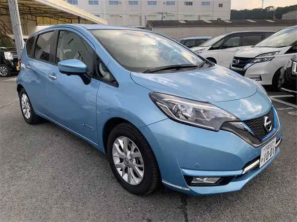 2017 Nissan Note e-Power Medalist Carousel 10