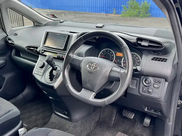 2009 Toyota Wish New Shape 7 Carousel 2