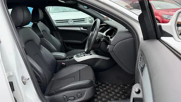 2010 Audi A4 S-Line….Low Km Carousel 3