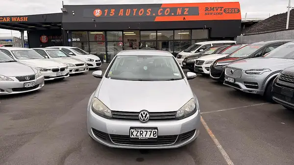 2012 Volkswagen Golf Carousel 2