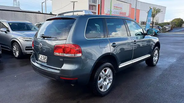 2004 Volkswagen Touareg V6 4WD Carousel 4