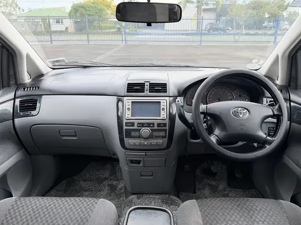 2002 Toyota Ipsum 240i 7Seater, 1Owner, Dark Interior, Low kms Carousel 9