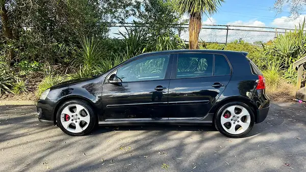 2009 Volkswagen Golf GTI…Finance Available Carousel 3