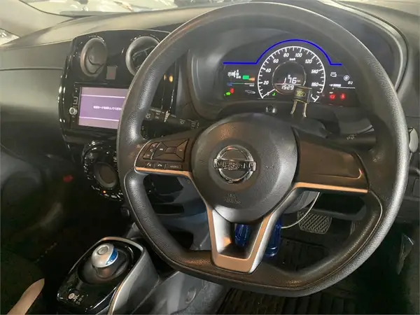 2017 Nissan Note e-Power X Carousel 6