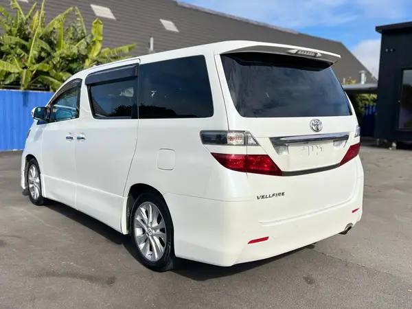 2008 Toyota Vellfire 2.4Z Carousel 6