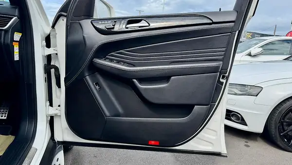 2014 Mercedes-benz Ml 350 4Matic AMG Sport Pack..Sunroof Carousel 8