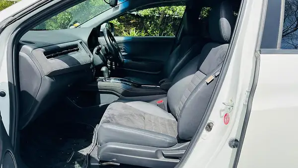 2016 Honda Vezel RS Carousel 1