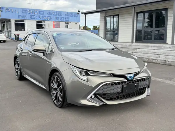 2019 Toyota Corolla Sport Hybrid with Toyota Safety Sense 2.0