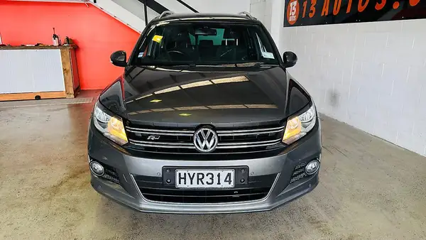 2015 Volkswagen Tiguan R Line .. NZ New ..Tow bar .. Carousel 8