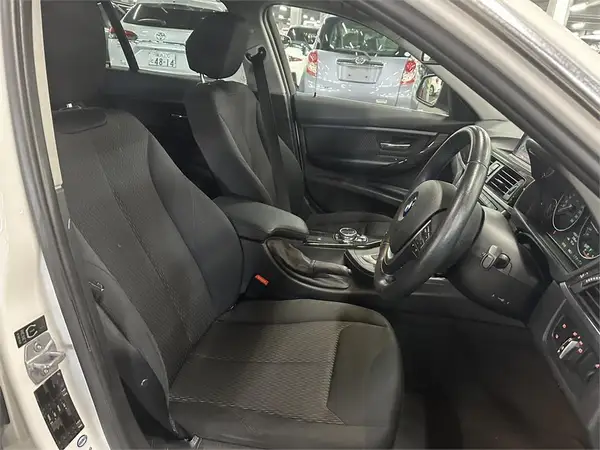 2014 Bmw 320i 320i Luxury Carousel 2