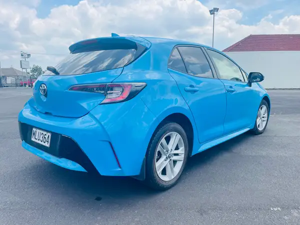 2019 Toyota Corolla GX 2.0 .. LOW KMS Carousel 3