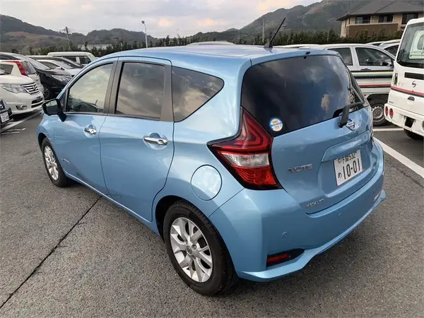 2017 Nissan Note e-Power Medalist Carousel 6