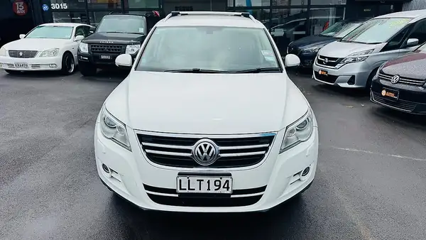 2010 Volkswagen Tiguan 5N Wagon 5dr Tiptronic 6sp 4Motion 2.0DT Carousel 1