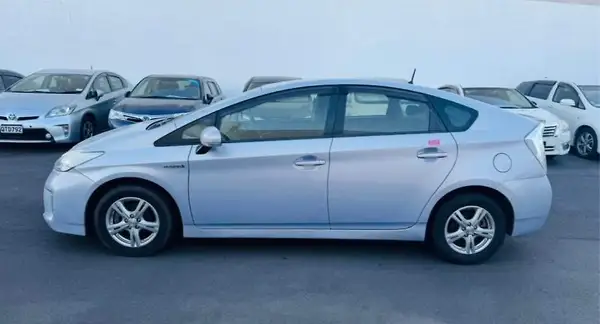 2015 Toyota Prius Bluetooth/Tidy Carousel 3