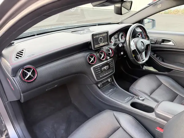 2015 Mercedes-benz A 250 AMG Sport 4Matic Carousel 1