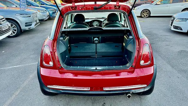 2006 Bmw Mini COOPER Carousel 1