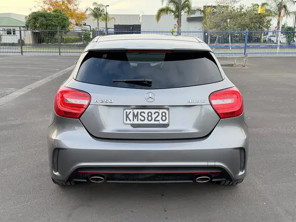 2015 Mercedes-benz A 250 AMG Sport 4Matic Carousel 5