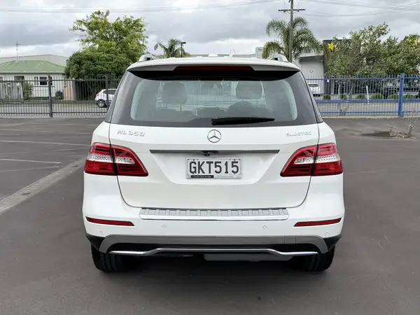 2012 Mercedes-benz Ml 350 3.0L V6 Bluetec ~ NZ New Carousel 5