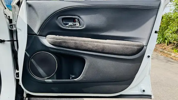 2016 Honda Vezel RS Carousel 2