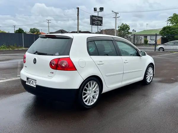 2007 Volkswagen Golf Carousel 2