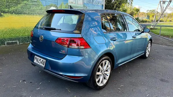 2013 Volkswagen Golf HIGHLINE....ADAPTIVE CRUISE CONTROL Carousel 4