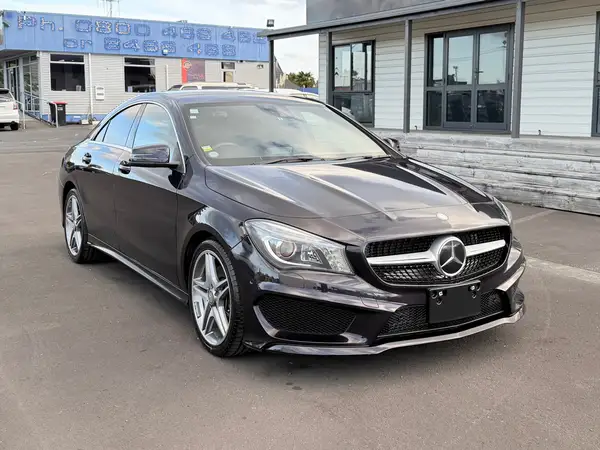 2014 Mercedes-benz Cla 250 Only 21K km! Pristine CLA250 AMG Line
