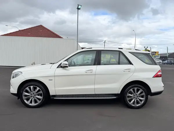 2012 Mercedes-benz Ml 350 3.0L V6 Bluetec ~ NZ New Carousel 3