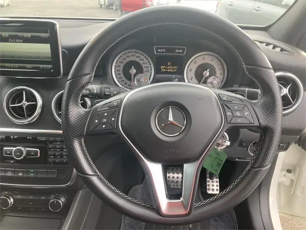 2014 Mercedes Benz A 180 Very Low Kms ... like new Carousel 8