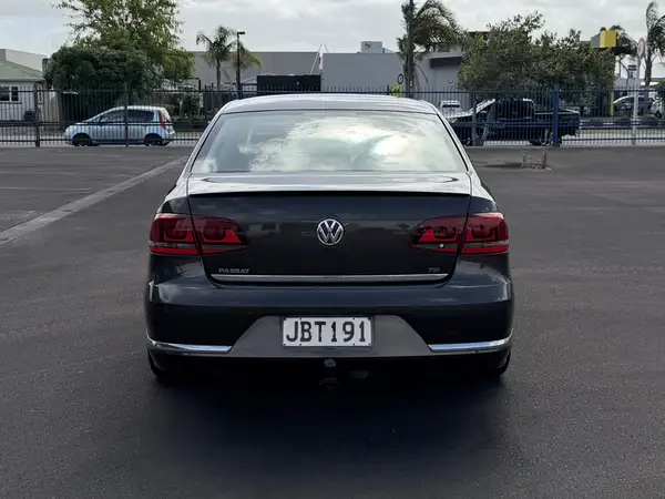 2015 Volkswagen Passat TSI 118KW RLine 1.8P Carousel 5