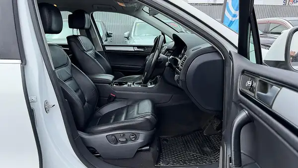 2014 Volkswagen Touareg TDI 150KW BMT Carousel 3