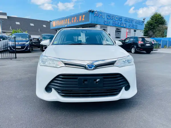 2017 Toyota Corolla FIELDER Carousel 9