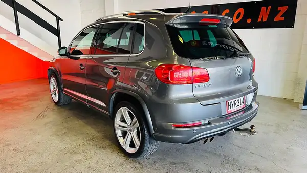 2015 Volkswagen Tiguan R Line .. NZ New ..Tow bar .. Carousel 4