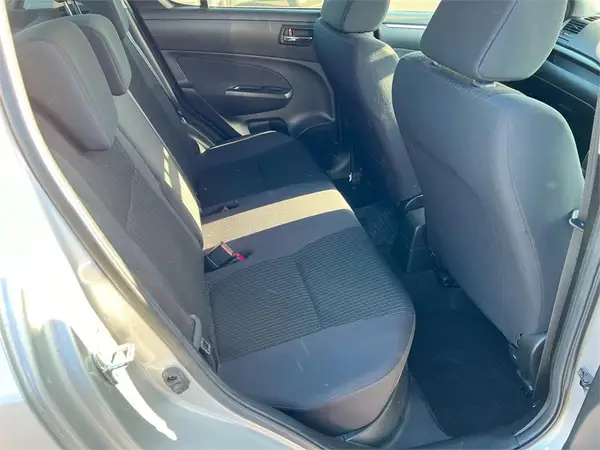 2013 Suzuki Swift XG Carousel 7