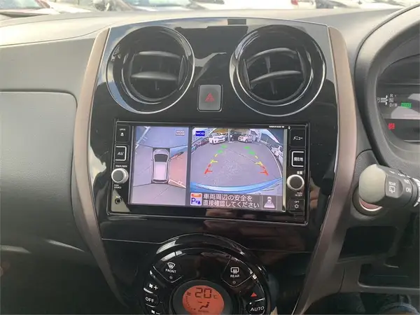 2017 Nissan Note e-Power Medalist Carousel 3