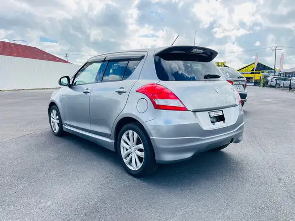 2014 Suzuki Swift RS SPORTS Carousel 6
